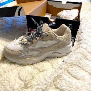 Fila Women’s Ray Tracer Size 7